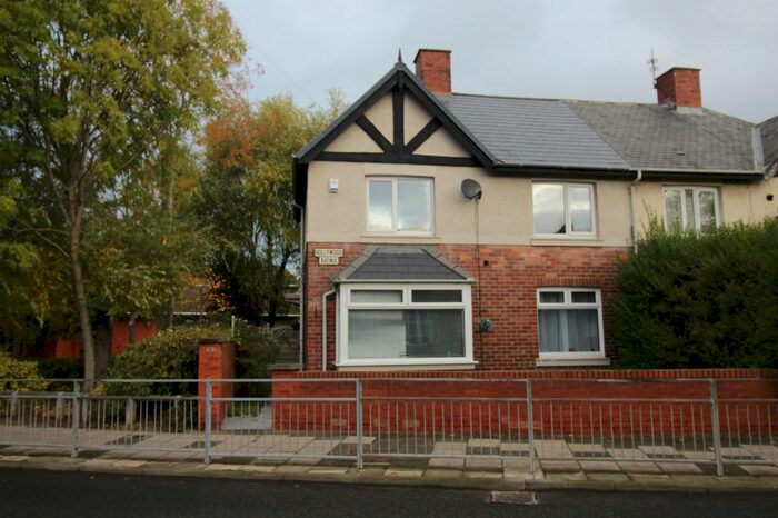 3 Bedroom Semi-Detached House To Rent In Hollywood Avenue, Gosforth, Newcastle Upon Tyne, NE3