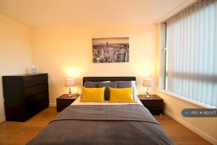 2 Bedroom Flat To Rent In Holliday Street, Birmingham, B1