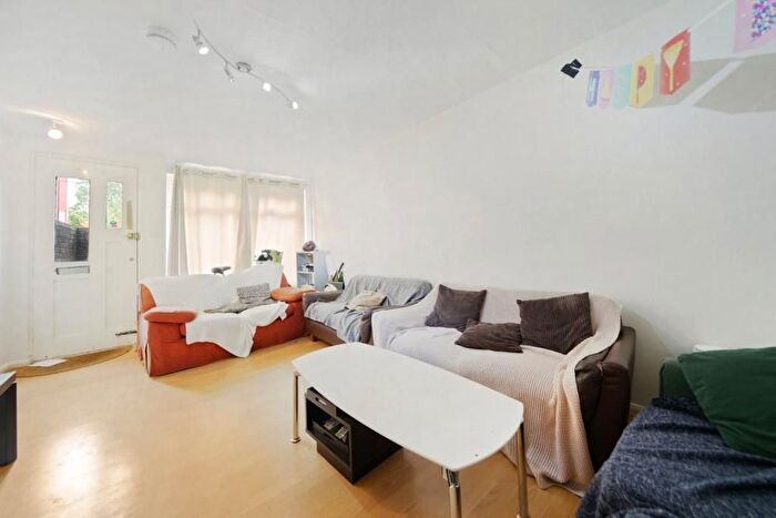 4 Bedroom Terraced House To Rent In Havelock Street, Kings Cross, N1