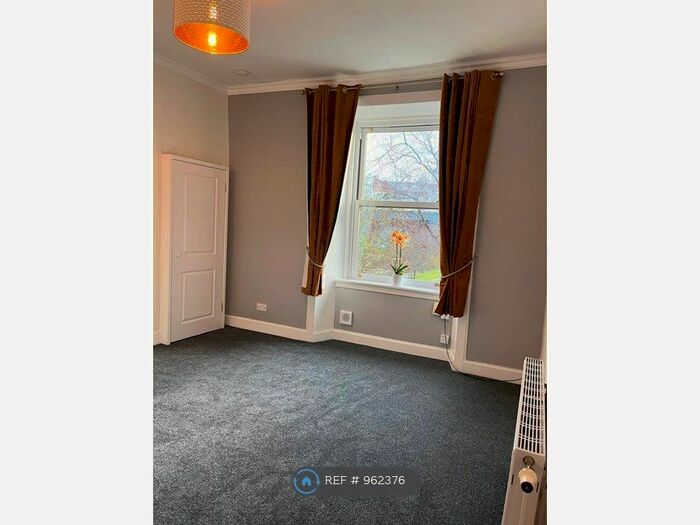 1 Bedroom Flat To Rent In Albert Street, Edinburgh EH7