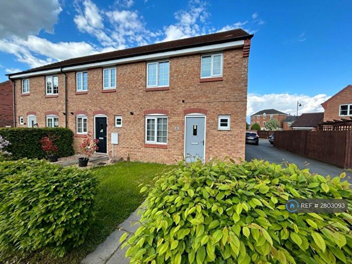 3 Bedroom Semi Detached House To Rent In Newbury Crescent, Bourne, PE10