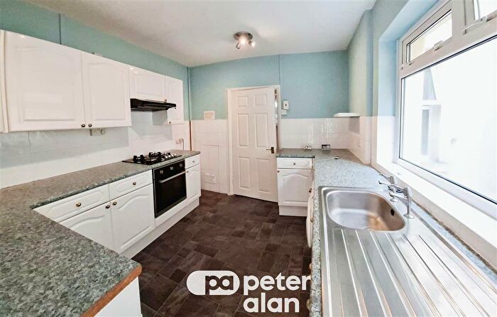 3 Bedroom House To Rent In Wheatfield Terrace, Swansea, SA1