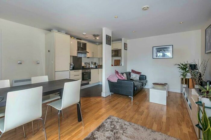 1 Bedroom Apartment To Rent In Cheshire Street, Shoreditch, E2