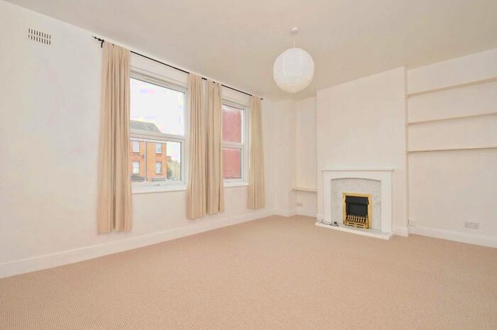 1 Bedroom Flat To Rent In Mitcham Road, Tooting SW17