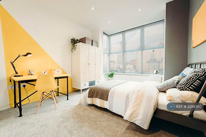 6 Bedroom End Of Terrace House To Rent In Briton Street, Leicester, LE3