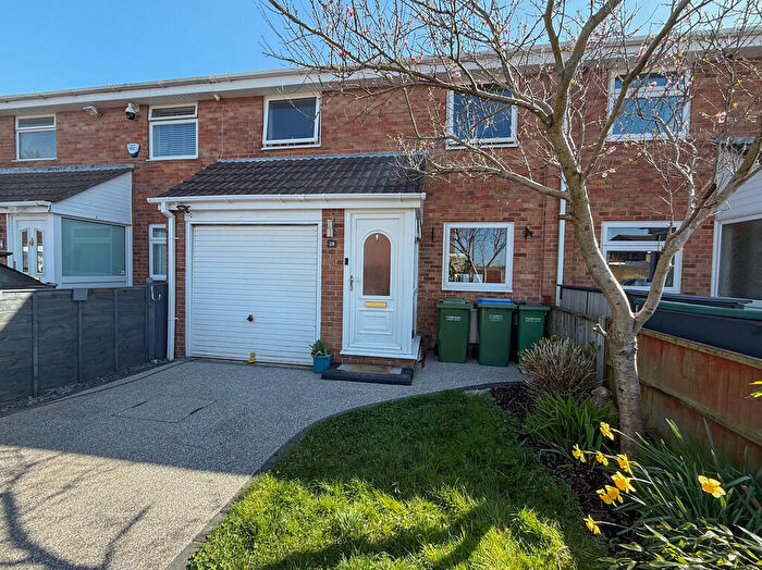 3 Bedroom Terraced House For Sale In Lechlade Gardens, Fareham, PO15