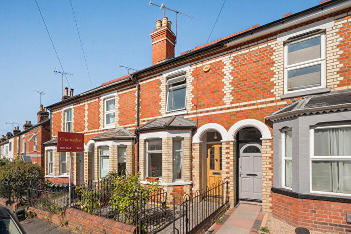 3 Bedroom Terraced House For Sale In Cardigan Road, Reading, RG1