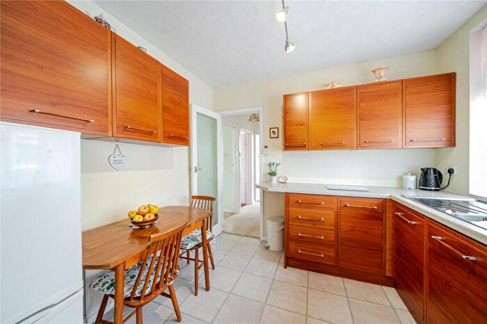 2 Bedroom Bungalow For Sale In Wrenbury Grove, Cookridge, Leeds, LS16