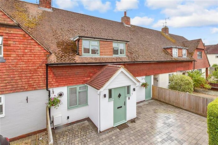 3 Bedroom Terraced House For Sale In Forge Meadows, Headcorn, Kent, TN27