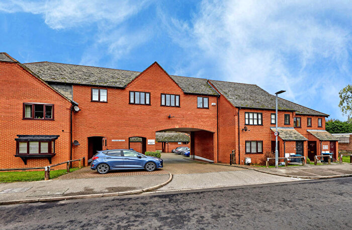 2 Bedroom Apartment To Rent In Saddlers Mews, Markyate, St Albans, Herts, AL3