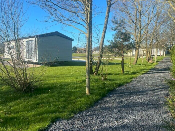 2 Bedroom Mobile Home For Sale In Ghants Lane, Hambleton, FY6