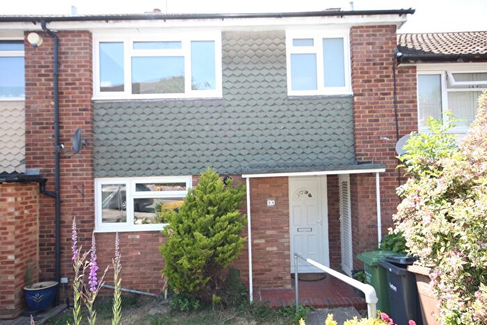 3 Bedroom Terraced House To Rent In Fermor Crescent, Luton, LU2