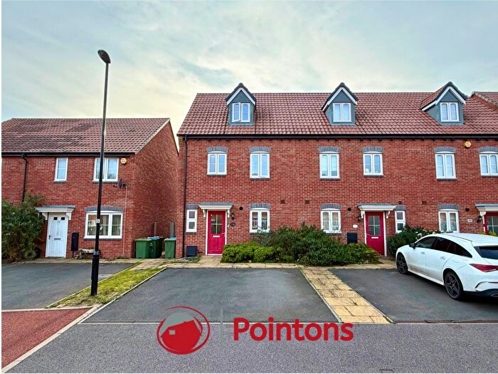 4 Bedroom End Of Terrace House For Sale In Cockcroft Avenue, Wyken, Coventry, CV2