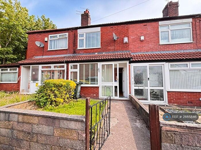 2 Bedroom Semi-Detached House To Rent In Greenhill Road, Manchester, M24