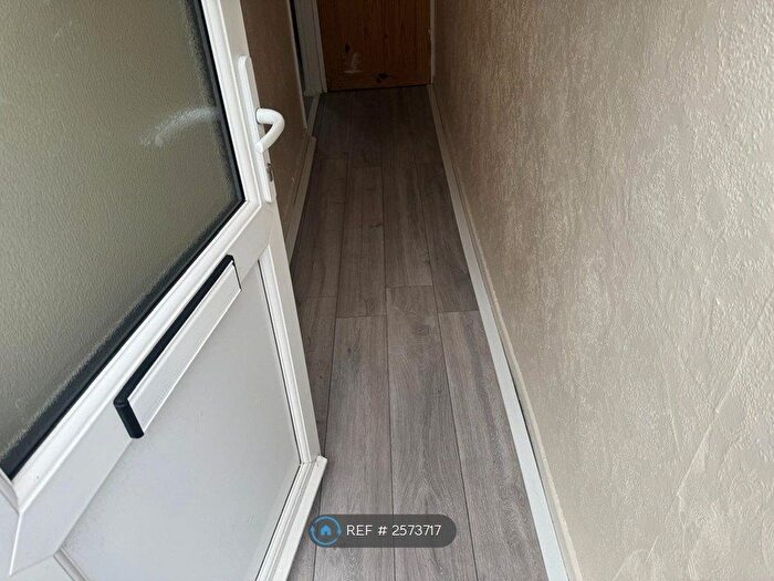 2 Bedroom Terraced House To Rent In Taylors Row, Neath, SA11