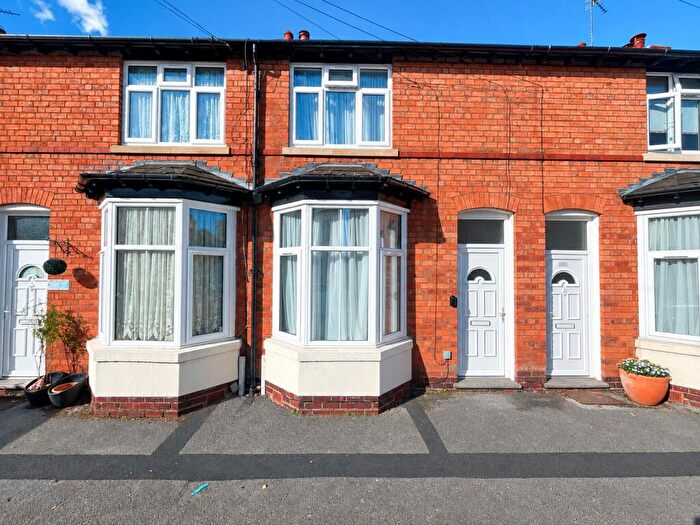 2 Bedroom Terraced House To Rent In Grove Avenue, Solihull, West Midlands, B91