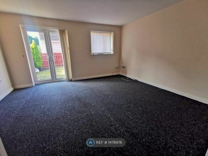 3 Bedroom End Of Terrace House To Rent In Spring Close Mount, Sheffield, S14