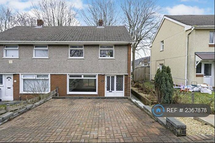 2 Bedroom Semi-Detached House To Rent In Wern Bank, Neath, SA11