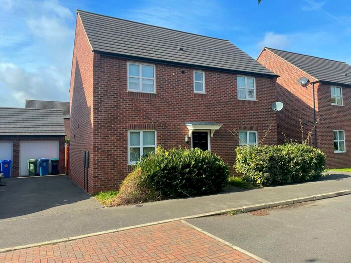 4 Bedroom Detached House To Rent In King Street, Warsop Vale, Mansfield, NG20