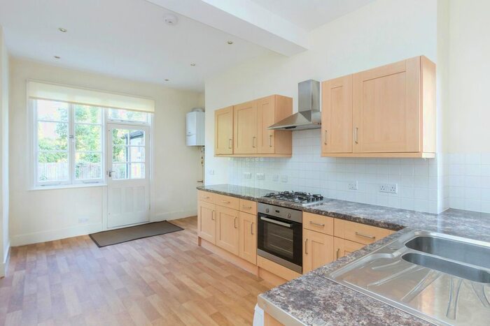 4 Bedroom Property To Rent In Croxted Road, Dulwich, London SE21