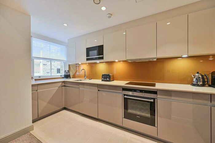 2 Bedroom Flat To Rent In Bow Lane, Islington, London, EC4M