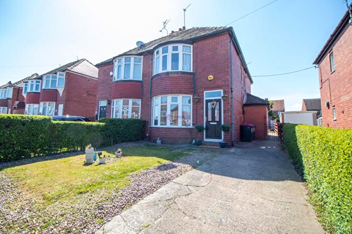 3 Bedroom Semi Detached House For Sale In Seymore Road, Aston, S26
