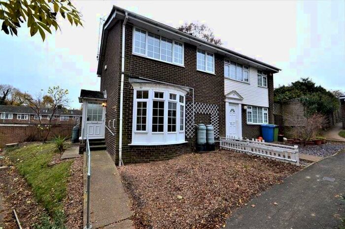 3 Bedroom Property To Rent In Regency Court, Sittingbourne, ME10