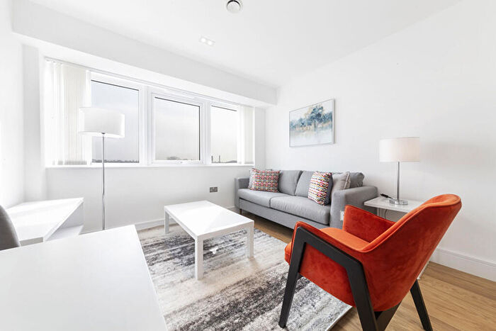 1 Bedroom Flat To Rent In Laporte Way, Luton, LU4