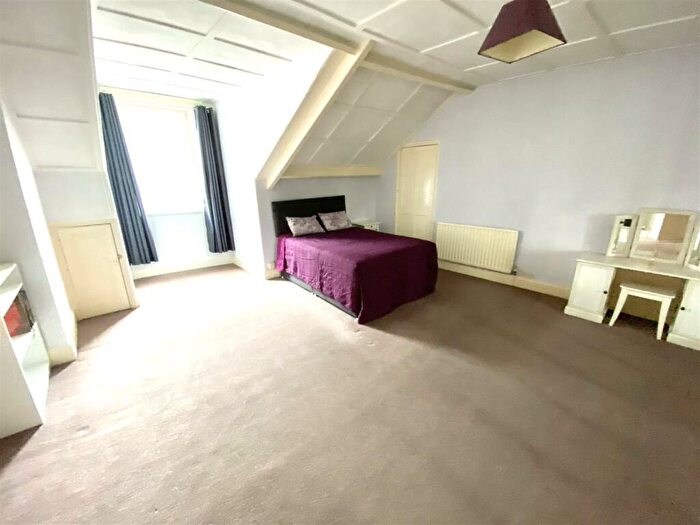 2 Bedroom Flat For Sale In The Cloisters, Ashbrooke, Sunderland, SR2