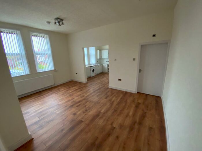 2 Bedroom Apartment To Rent In St Annes Road East, Lytham St Annes, FY8