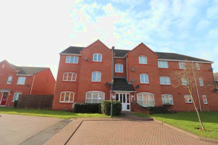 2 Bedroom Flat To Rent In Firedrake Croft, Coventry, CV1