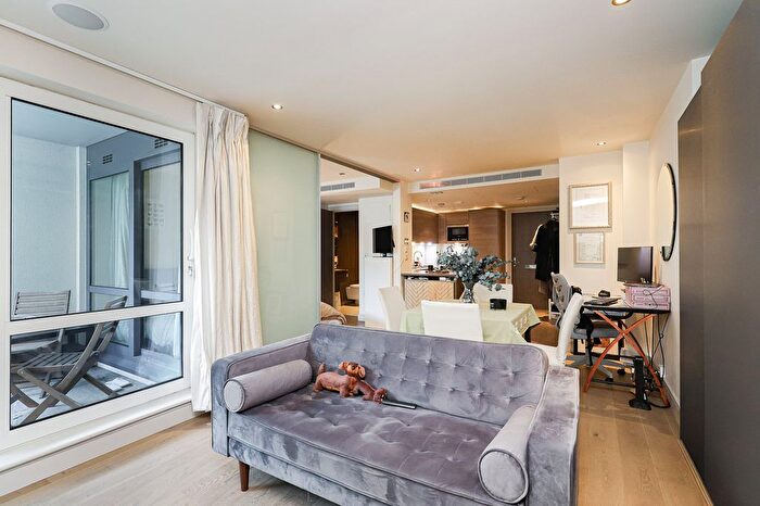 Studio To Rent In Park Street`, Fulham, SW6