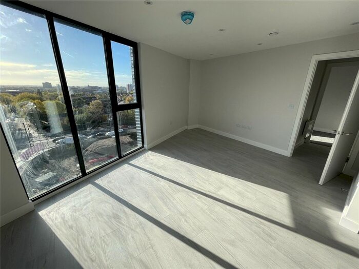 1 Bedroom Flat To Rent In Regent Plaza Block B, Oldfield Road, Salford, M5