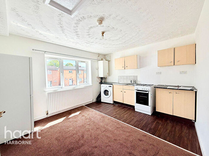 2 Bedroom Flat To Rent In Victoria Park Road, Smethwick, B66