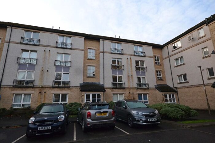 2 Bedroom Flat To Rent In Cadiz Street, Leith, Edinburgh, EH6