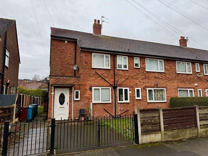 2 Bedroom Flat To Rent In Rottingdene Drive, Woodhouse Park, Manchester, M22