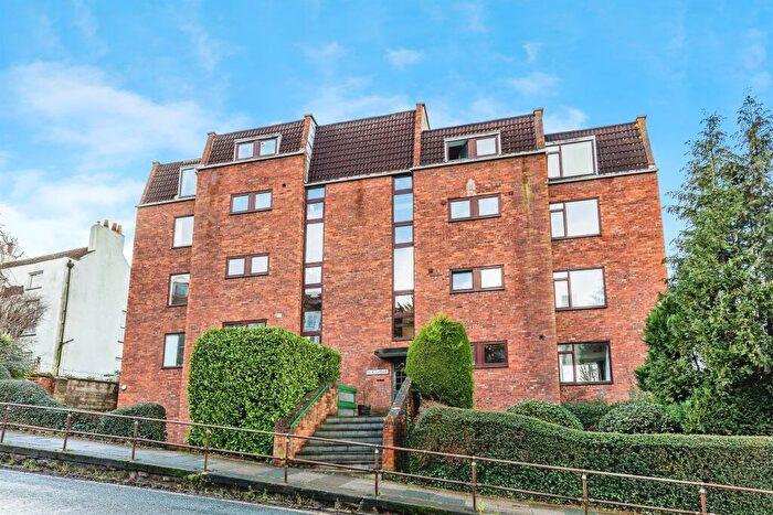 2 Bedroom Apartment For Sale In Westbury Hill, Westbury On Trym, Bristol, BS9