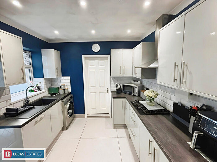 3 Bedroom Terraced House For Sale In Rhosnewydd Terrace, Gordon Road, NP12
