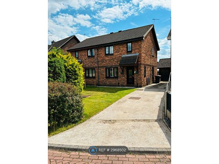 3 Bedroom Semi-detached House To Rent In Avenswood Lane, Scunthorpe, DN15