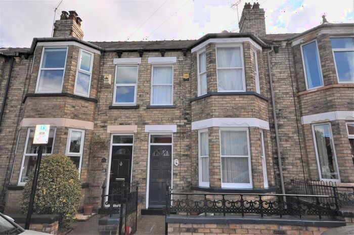 2 Bedroom Terraced House To Rent In Bishopthorpe Road, York, YO23