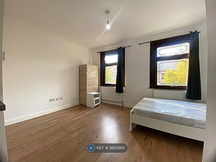 Studio To Rent In Titchfield Road, Enfield, EN3