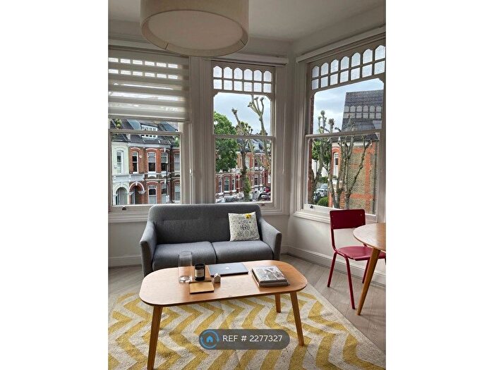 2 Bedroom Flat To Rent In Sotheby Road, London, N5