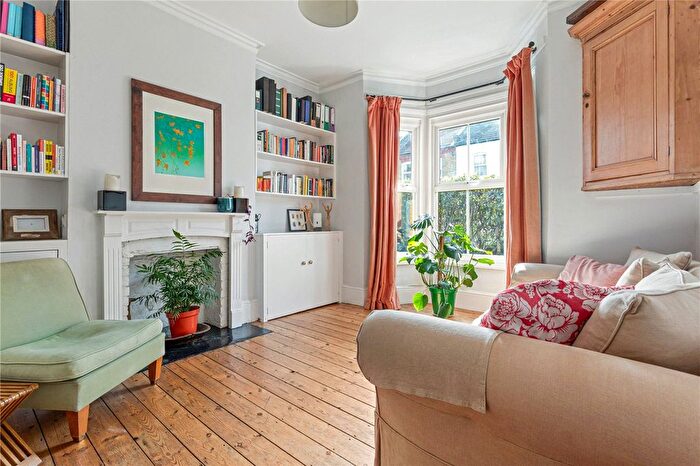 5 Bedroom Terraced House For Sale In Noyna Road, London, SW17