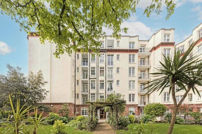 2 Bedroom Flat To Rent In Garden Road, St. John's Wood, NW8