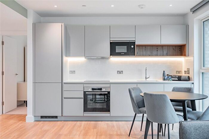 2 Bedroom Apartment To Rent In Henley Cross, London, SE3