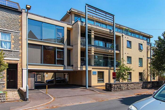 2 Bedroom Flat For Sale In The Glas, Conway Road, Pontcanna, CF11