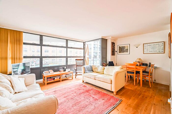 2 Bedroom Flat For Sale In New Wharf Road, , King's Cross, London, N1