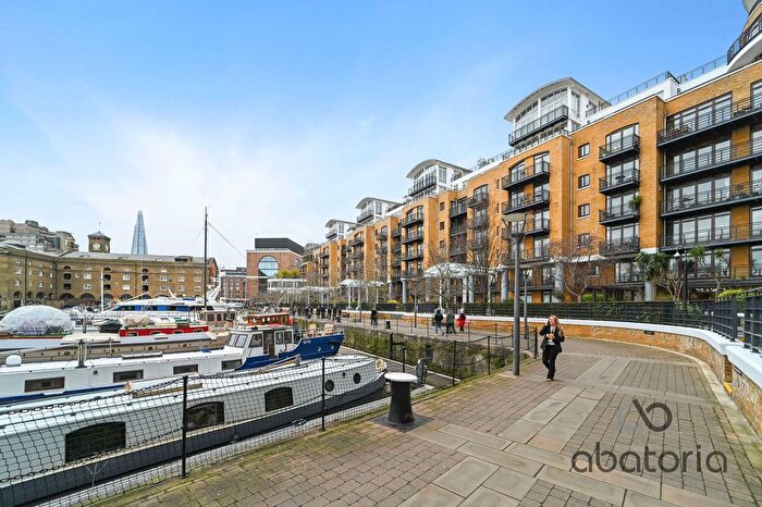 1 Bedroom Flat To Rent In Swan Court, Star Place, London, E1W