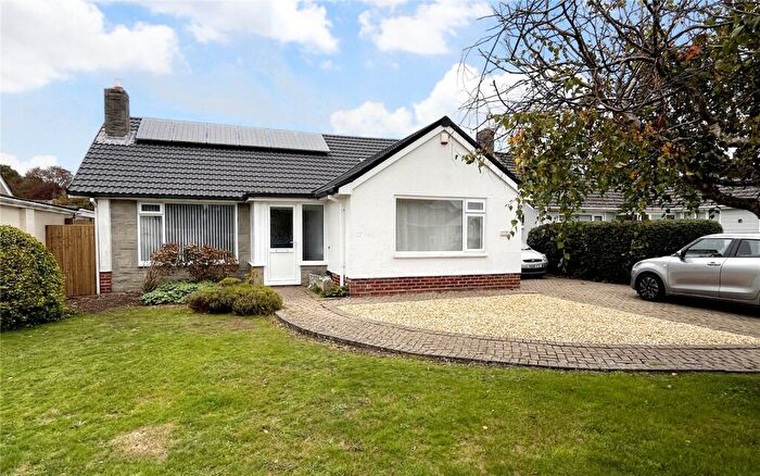 3 Bedroom Bungalow For Sale In Dunbar Crescent, Highcliffe, Christchurch, Dorset, BH23