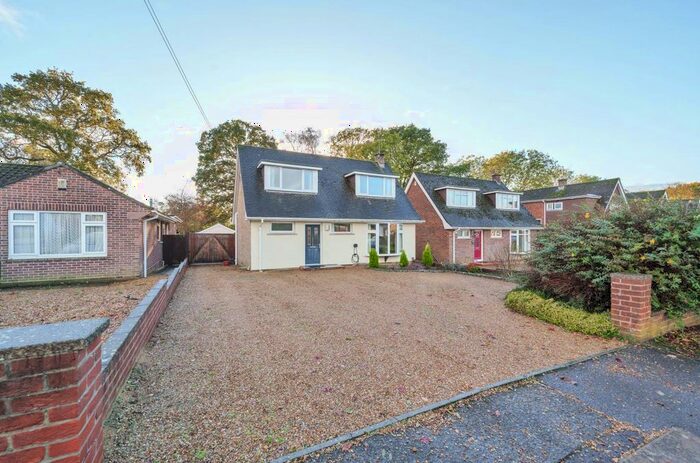 4 Bedroom Detached House To Rent In Corinthian Road, Scantabout, Chandlers Ford, SO53